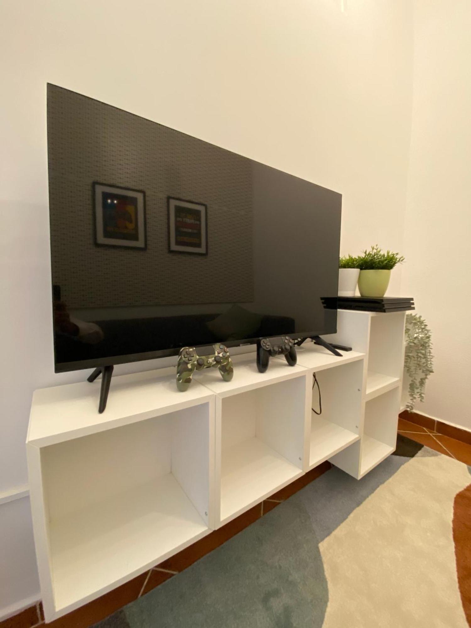 Birdie 3-Bdr Apartment Budapest Bagian luar foto